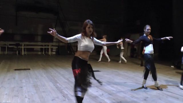 Трайбл танец "Анубис". Выход к зрителю. Lila dance school смотреть онлайн