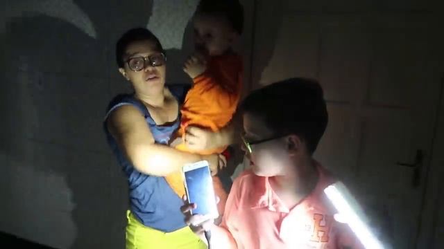 O MENINO QUE NÃO GOSTAVA DE FICAR NO ESCURO! смотреть онлайн