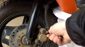 Как прокачать тормоза на скутере