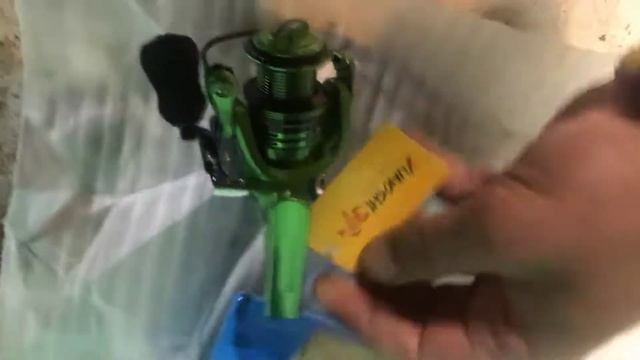 Yumoshi XF200 Reel смотреть онлайн