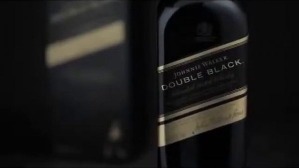 Tot  em "Johnnie Walker Double Black" Whisky