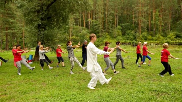 Цигун по системе Тайцзи Гун на Алтае. Qigong In Altai