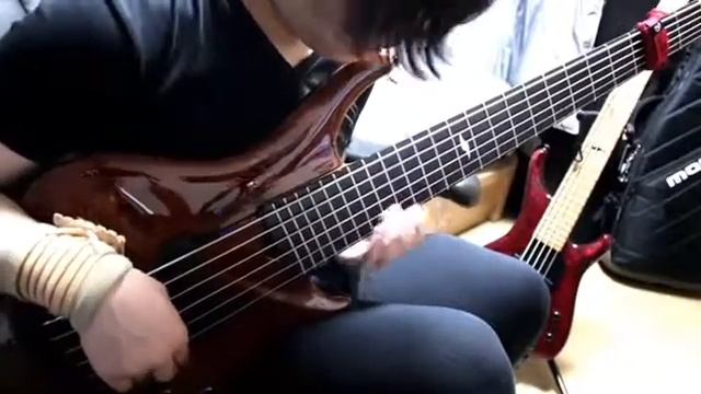 Hiromi's Sonicbloom - Deep into the night [Tony Grey Bass Solo cover] смотреть онлайн