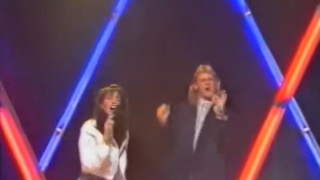 John Farnham & Dani'elle - Communication - HHIS 2nd Sept. 1989 смотреть онлайн