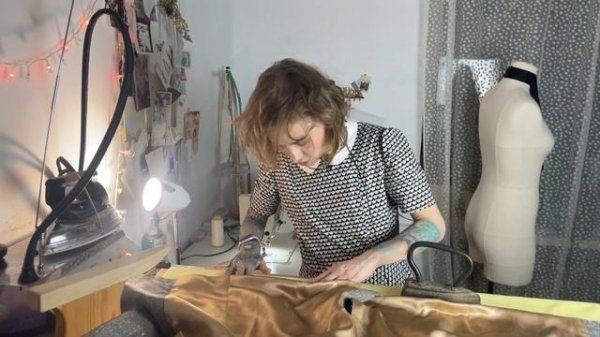 шью bespoke пиджак. низ+ плечевые швы.