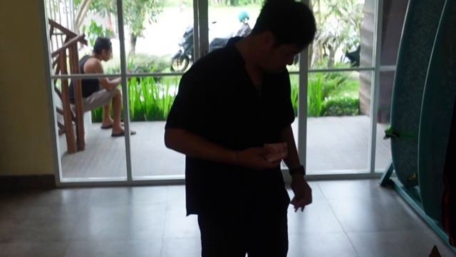 ФОТОСЕССИЯ НА ПЛЯЖЕ // ПЕРЕЕЗД В МИСТИЧЕСКОЕ ЖИЛЬЕ // ЗАКУПАЕМСЯ ПРОДУКТАМИ И НОЧУЕМ У МЕНЯ смотреть онлайн