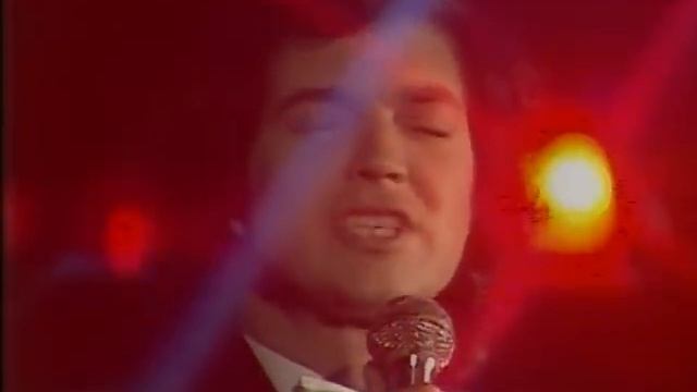 Camilo Sesto - Si Me Dejas Ahora (Video TVE/Playback) смотреть онлайн