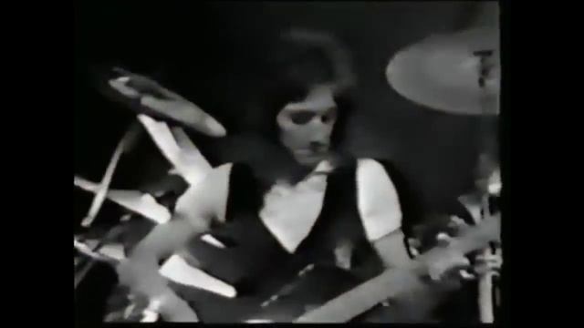 Queen - Live At Earls Court (1977-06-07)