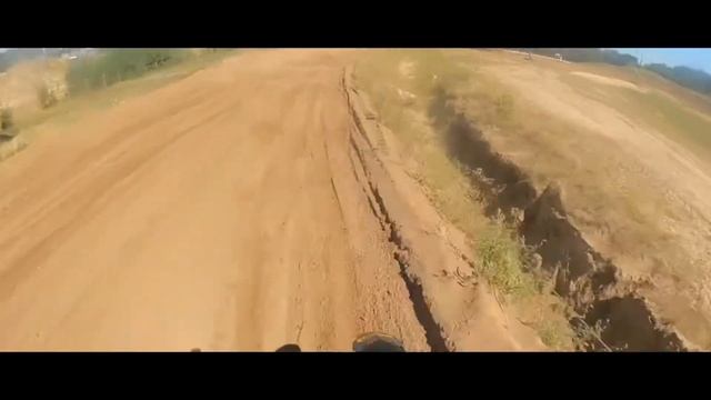 ZABEL 2-stroke Dirtbike Mike: GoPro MAX helmet cam footage at Lommel MX track Belgium смотреть онлайн