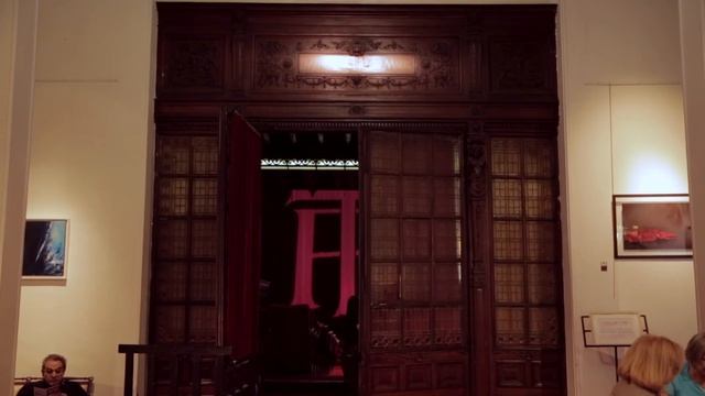 (Re)discover classic French plays at Le Théâtre du Ranelagh смотреть онлайн