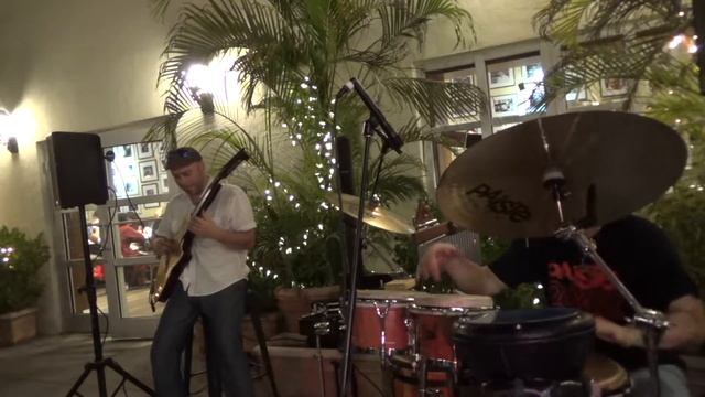 Michel Gonzalez Steve Kornicks Duo смотреть онлайн