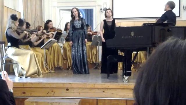 Моцарт дуэт Графини и Сюзанны из оперы Свадьба Фигаро поют Эльвира Нартдинова и Диляра Хайретдинова смотреть онлайн