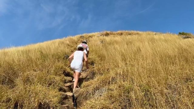 ПХУКЕТ — ДИКИЙ ПЛЯЖ // МЫС БЕЗ ЛЮДЕЙ // БОИ НА ПАТОНГЕ // УЖИН В ТАЙСКОЙ СЕМЬЕ (ВЛОГ №4, 2024) смотреть онлайн