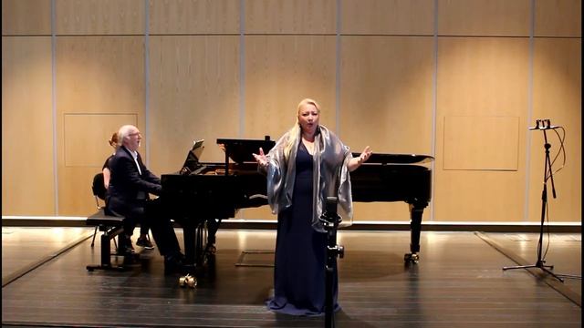 VICTORIA MASSEY Ne me refuse pas (Massenet: Hérodiade) смотреть онлайн