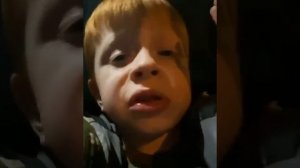 Мальчик поздравляет с 8 марта! [Boy congratulations on March 8th!]