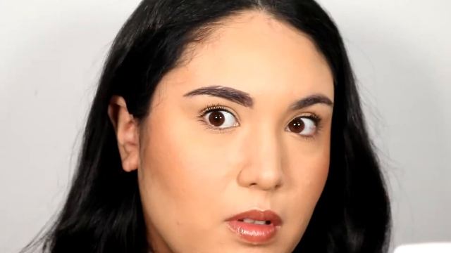 TRYING THE NEW UOMA BY SHARON C| ONE AND DONE EYEBROW STYLER смотреть онлайн