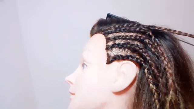 Прическа в стиле БОХО. АФРИКАНСКИЕ КОСИЧКИ. #бохо #прическа #афрокосы смотреть онлайн