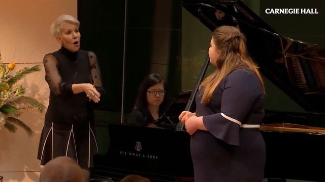 Joyce DiDonato Master Classes 2022: Britten’s “Embroidery Aria” from “Peter Grimes” смотреть онлайн