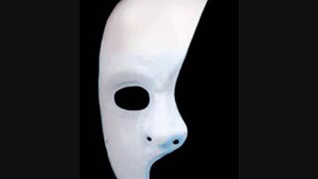 David Hinde Sings Music Of The Night from Phantom Of The Opera.wmv смотреть онлайн