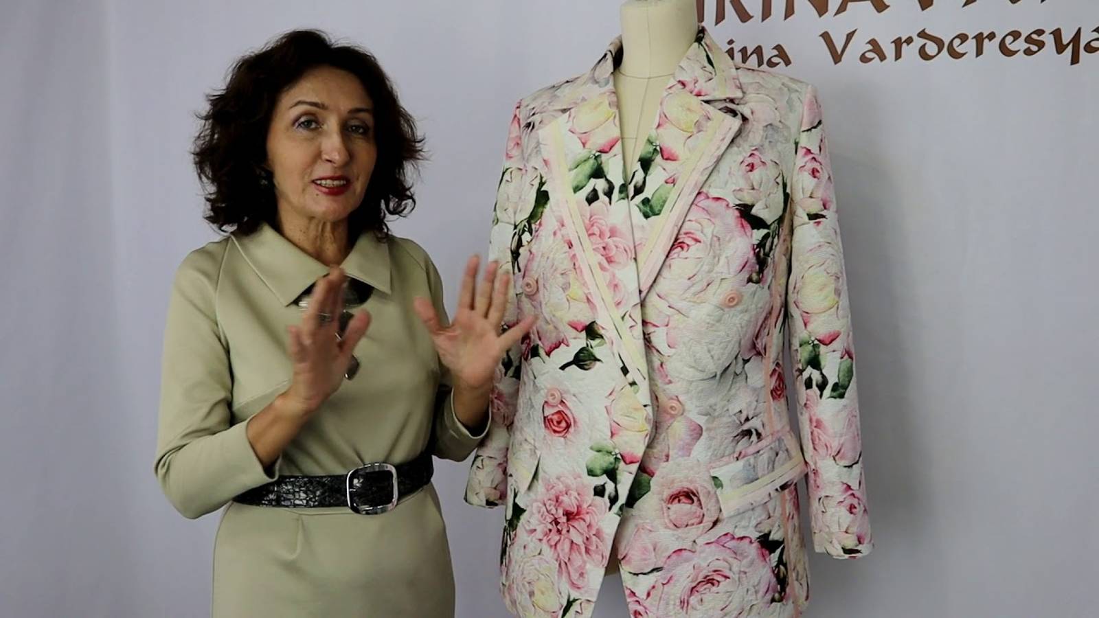 ОБЗОР ЖАКЕТА ИЗ ЖАККАРДА_IRINAVARD смотреть онлайн