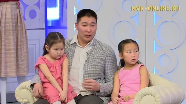 Кыыс оҕону иитиигэ аҕа оруола. Кэрэ кистэлэҥэ (06.02.2018) смотреть онлайн