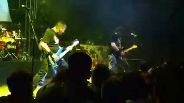 Paul Di' Anno & Children Of The Damned (Iron Maiden Live Tribute) - The Trooper смотреть онлайн