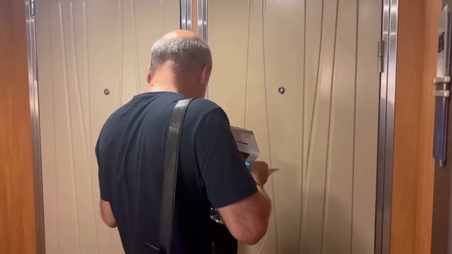 #12 КРУИЗ ПО АЗИИ Celebrity Solstice 5* ИЗ ГОНКОНГА В СИНГАПУР. Регистрация и заселение на лайнер смотреть онлайн