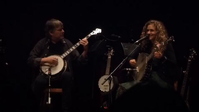 Bela Fleck & Abigail Washburn 2016-08-15 Shotgun Blues at City Recital Hall, Angel Place, Sydney смотреть онлайн