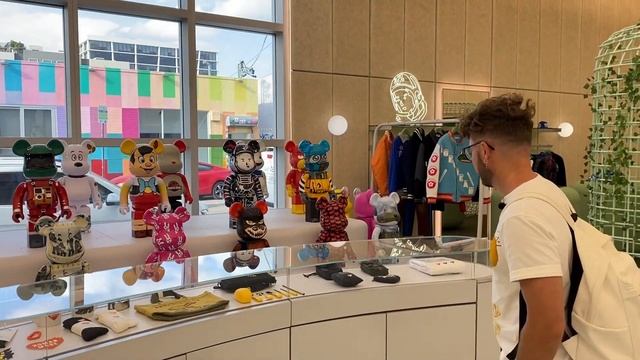 ПРОГУЛЯЕМСЯ по необычному району МАЙАМИ, Wynwood? смотреть онлайн