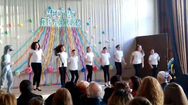 Вълкът и седемте козлета - 96.СУ - Празник на училището 2018 смотреть онлайн