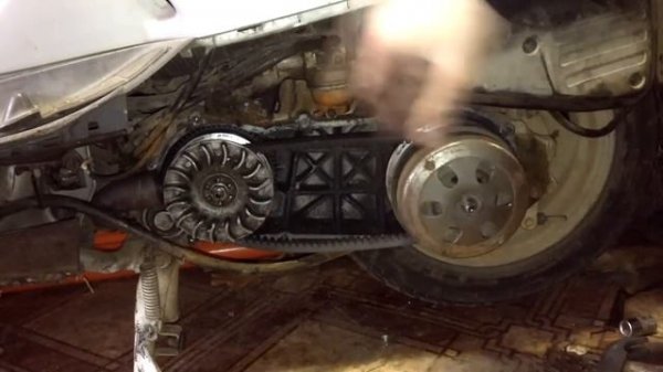 Ремонт и обзор Honda Lead 90