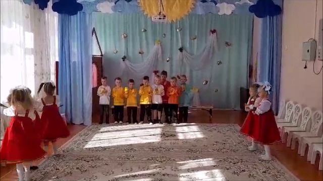 С праздником! смотреть онлайн