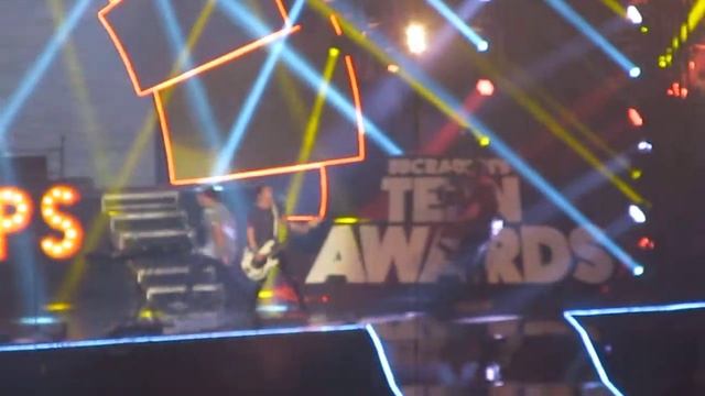 The Vamps Cecilia Live with Shawn Mendes Teen Awards 2014 смотреть онлайн