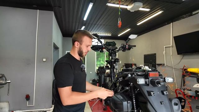 На этом скутере я поеду во Владивосток 10000км! Обзор и сборка VMC Smart 3 смотреть онлайн