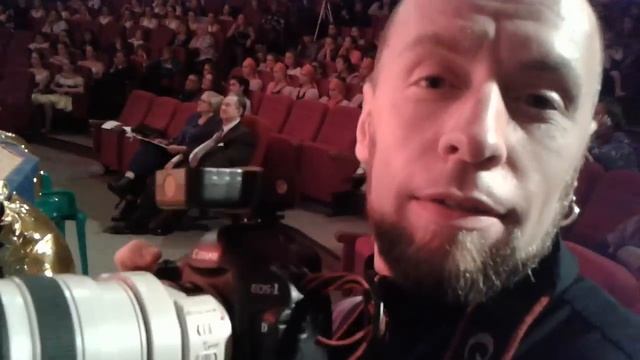 Танцуй пока молодой г.Москва смотреть онлайн