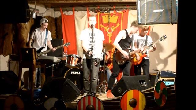 Пятая 4етверть - Брод [Аквариум & Lumen cover] (live in "Викинг" 10.04.16) смотреть онлайн