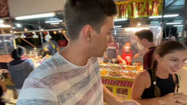 ТАИЛАНД. МЕРЗКАЯ ЕДА. Что выбрали. смотреть онлайн