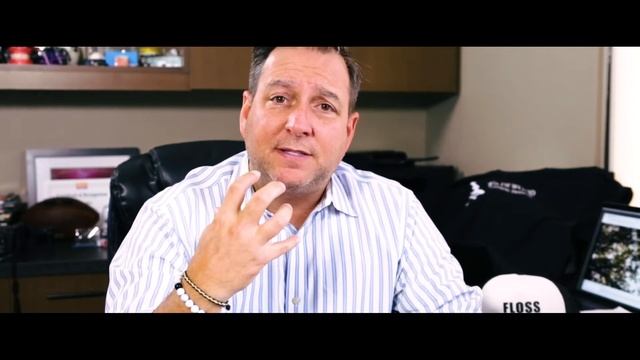 What to do in a Dental Emergency with THE Floss Boss! смотреть онлайн