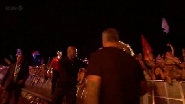 Beyonce - Halo @ Glastonbury 2011 HD смотреть онлайн