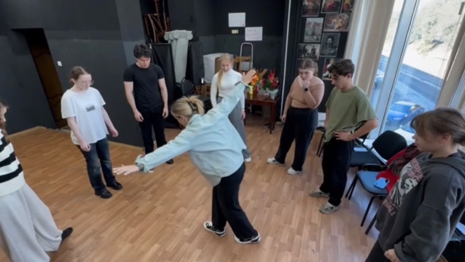 Весёлые будни