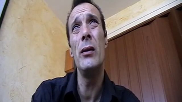 Il suffirait de presque rien (Serge Reggiani) смотреть онлайн