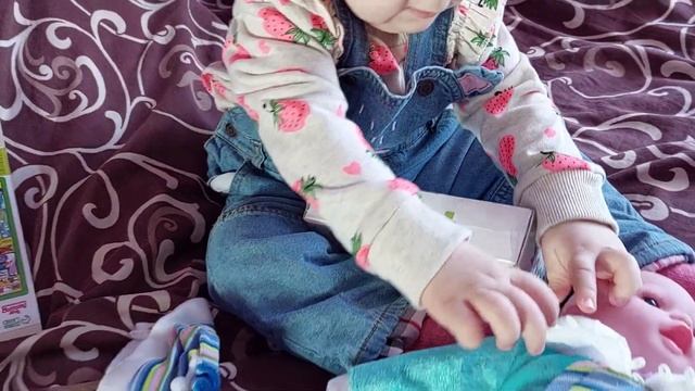 УЕЗЖАЕМ В ДЕРЕВНЮ! 🏠Поездка с тремя детьми👦🧒👧 смотреть онлайн