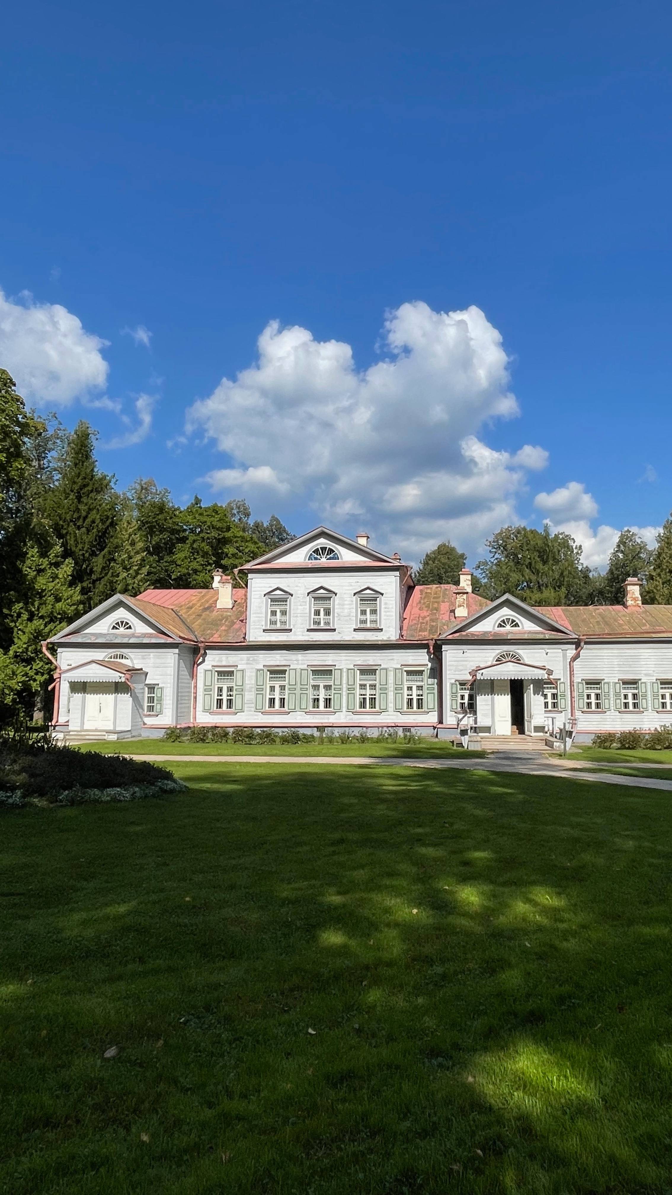 Усадьба Абрамцево с творениями Васнецова, Врубеля и других классиков смотреть онлайн