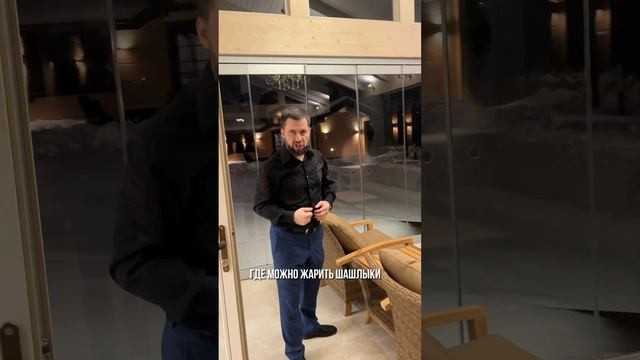 БАРБЕКЮ В ЗАГОРОДНОМ ДОМЕ #элитнаянедвижимость #новорижскоешоссе #купитьдом #барбекю #новаярига смотреть онлайн