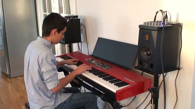 Avicii - The Nights - Piano Cover (HD) Played by Marcus Jakobsen (HD) смотреть онлайн