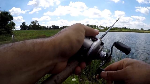 How to sneak into a pond. Bass fishing and Donut Peaches. смотреть онлайн