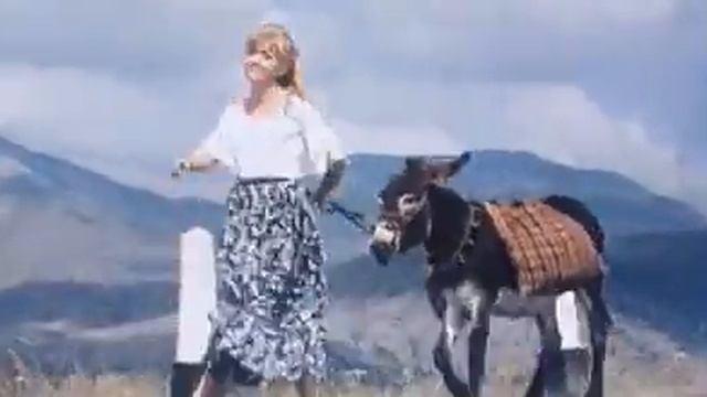Песенка Аниты из к/ф "Поцелуй Чаниты" смотреть онлайн