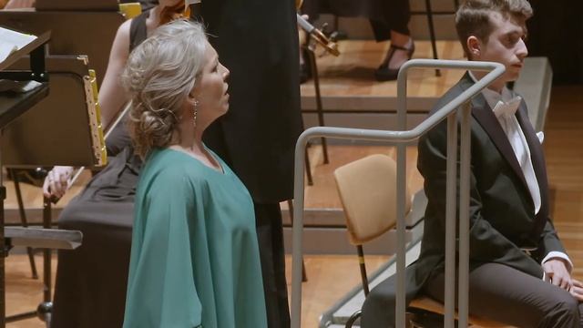 Orff: Carmina Burana | Neue Philharmonie