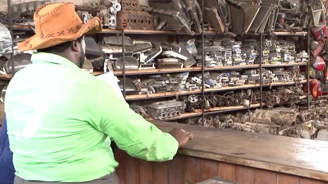 Massacre Linguístico смотреть онлайн