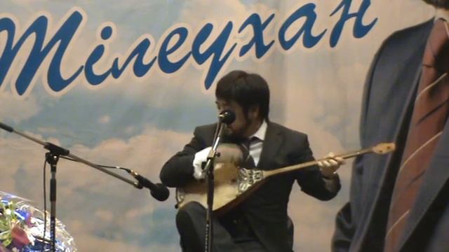 Бекболат Тілеухан – Молдабайдың әні смотреть онлайн